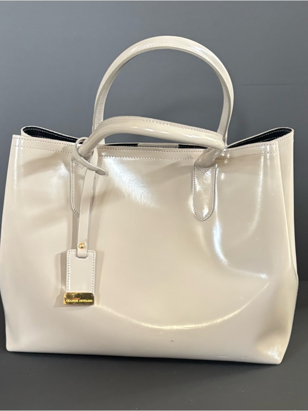 Gianni Notaro Patent Leather Tote Bag in Cream/ taupe with Gold Accent